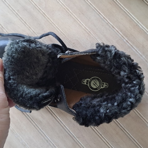 H by Hudson Adda Black Leather Shearling Lined Lace-Up Ankle Boots Trim Cozy - Picture 3 of 14